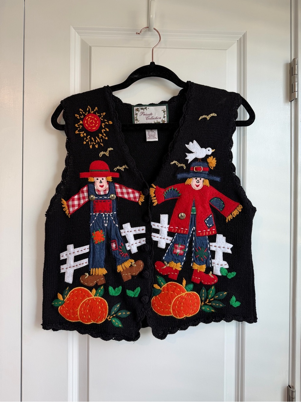 Private Collection Women’s V Neck Fall Embroidered Sweater Vest Halloween Size M